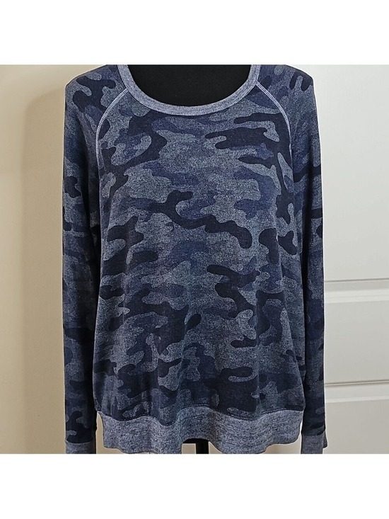 Sundry Tops - Blue camo oversized sweatshirt -fits 6-8